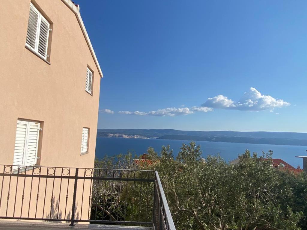 Panorama Apartment Jakov 奥米什 外观 照片