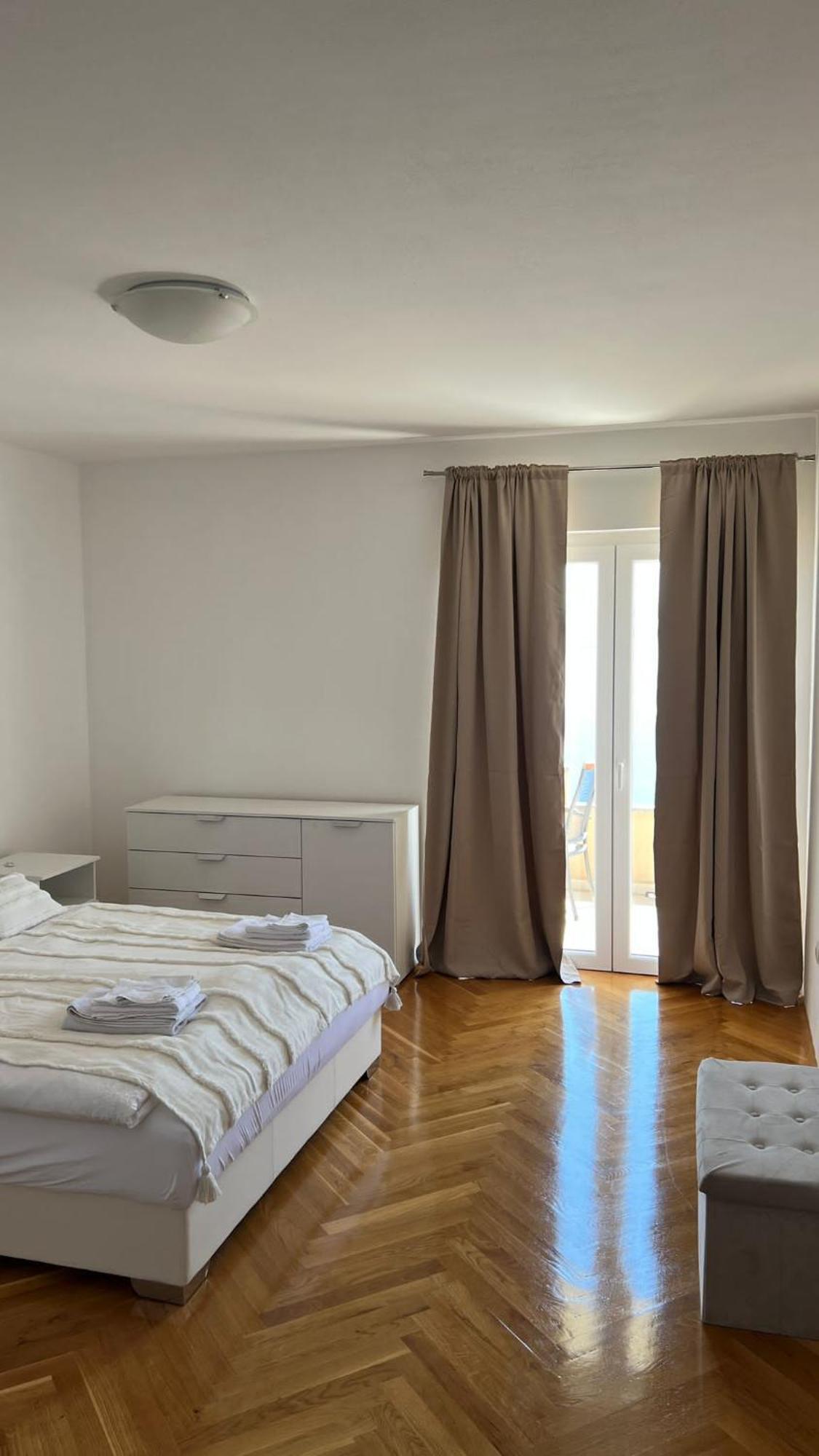 Panorama Apartment Jakov 奥米什 外观 照片